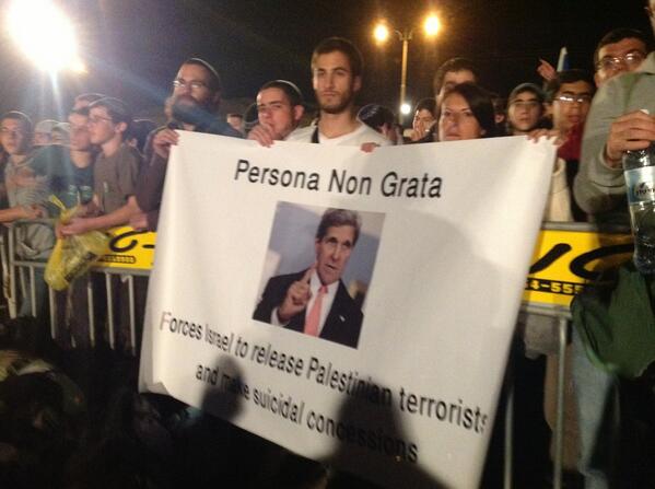 Kerry_Persona-non-grata