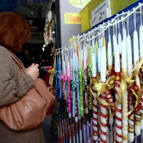 Ανοιχτά μέχρι τις 21:00 τα καταστήματα-Σε εορταστικούς ρυθμούς η&nbsp;αγορά