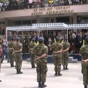 Έκλεψαν την παράσταση οι διμοιρίες επιδείξεως της 12ης ΜΠ στην παρέλαση της Αλεξανδρούπολης&nbsp;(video)