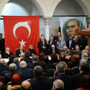 «Απόβαση» χιλιάδων Τούρκων ψηφοφόρων στην Δυτική Θράκη ετοιμάζει η Άγκυρα προς στήριξη του&nbsp;DEB