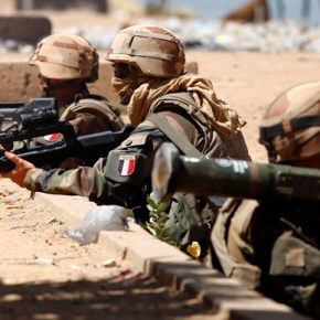 Γαλλία-περικοπές: Απειλή παραίτησης αρχηγών Επιτελείων, ενώ&nbsp;εδώ…