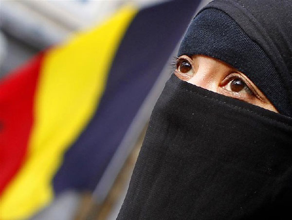 AAAbelgium-niqab1