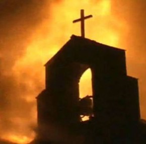 Έκθεση σοκ: Υπό διωγμό ο Χριστιανισμός στην υπό «ισλαμοποίηση» Ευρώπη&nbsp;(vid)