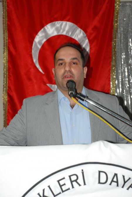 bati-trakya-turkleri-iftar-yemeginde-bir-araya-geldi-388715-01