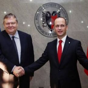 Ο Ε.Βενιζέλος δεσμεύτηκε για την ένταξη της Αλβανίας στην ΕΕ και αυτοί ως «αντάλλαγμα» δεν επικυρώνουν την συμφωνία της&nbsp;ΑΟΖ!