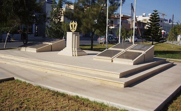 185355_103398909759729_100002688603145_13278_5742141_n