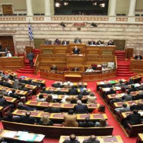 ΜΑΚΡΙΑ ΑΠΟ ΤΟΝ ΑΡΙΘΜΟ ΤΩΝ 18Ο ΒΟΥΛΕΥΤΩΝ Η ΚΥΒΕΡΝΗΣΗ ΑΥΤΗ ΤΗΝ ΣΤΙΓΜΗ «Μύρισε» εθνικές εκλογές το φθινόπωρο – Αλλάζουν οι 3 στους 4 Αρχηγοί Γενικών&nbsp;Επιτελείων