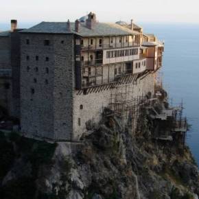 XTYΠΗΜΑ ΣΤΟΝ ΠΥΡΗΝΑ ΤΗΣ ΟΡΘΟΔΟΞΙΑΣ Επίθεση της Νέας Τάξης Πραγμάτων στο Άγιο Όρος – Θέλουν να καταργήσουν το άβατο του «Περιβολιού της&nbsp;Παναγίας»