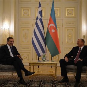 Σαμαράς – Αλίγιεφ στο Μπακού: Ο έλληνας πρωθυπουργός ζήτησε, αν χρειαστεί, περισσότερο φυσικό αέριο Εξετάζεται το ενδεχόμενο σε περίπτωση διακοπής της τροφοδοσίας λόγω της ουκρανικής&nbsp;κρίσης