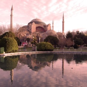 «Η Αγία Σοφία είναι ισλαμικός χώρος προσευχής»! Η Άγκυρα&nbsp;επανέρχεται