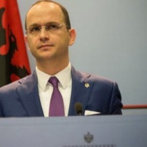 ΥΠΕΞ Αλβανίας: Δεν θα βάλουμε βέτο στα Σκόπια για τη συμφωνία της Οχρίδας  Με την Ελλάδα,  θα αλλάξουμε τα τοπωνύμια στα αλβανικά&nbsp;μητρώα