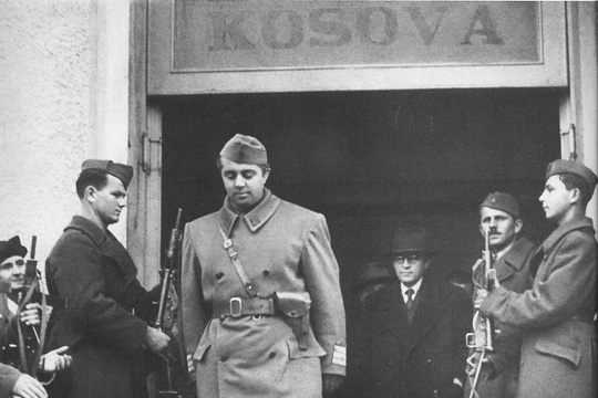 enver_hoxha_1945_one_year_after_liberation