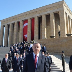 Όλοι οι άνθρωποι του προέδρου Ερντογάν – Ποιοι είναι στον «στενό πυρήνα»&nbsp;του