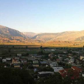 Τραμπουκισμοί αλβανών σε Δερβιτσάνη και Χιμάρα μετά τη διακοπή του αγώνα με τη&nbsp;Σερβία