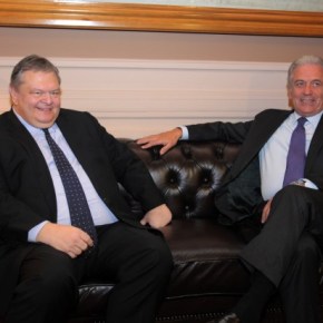 Αβραμόπουλος-Βενιζέλος: Η είδηση είναι ότι συναντήθηκαν&nbsp;!