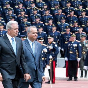 «Αποχαιρετισμός στα όπλα» για τον&nbsp;Αβραμόπουλο