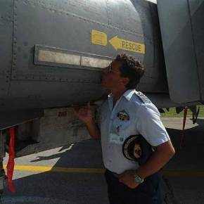 Το Ευχαριστώ του Πιλότου στο Μαχητικό του…Όταν άνθρωποι και μηχανές γίνονται&nbsp;ένα!