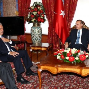 «Εθνική αποστολή με ευρωπαϊκό κοστούμι» – Τι «έψαξε» ο Αβραμόπουλος στο ραντεβού με&nbsp;Ερντογάν