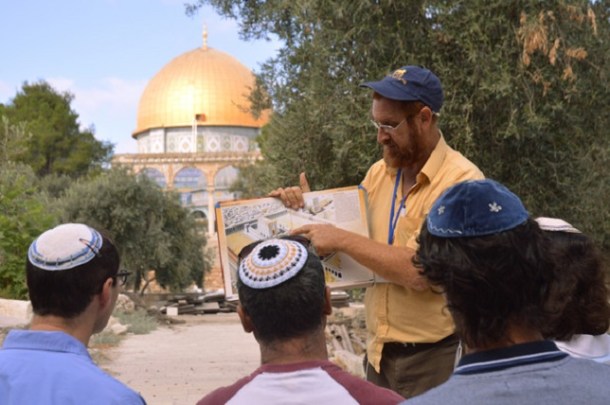 Yehuda Glick, an activist of the "temple mount faithful" group, shot by Palestinian.