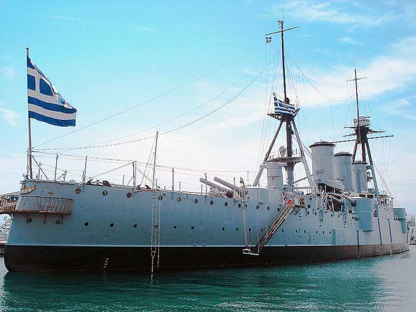 AAA600px-Averof_Today