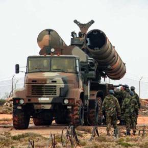 Η υποτιθέμενη πώληση του ελληνικού Zubr στην Κίνα αφορά εμπάργκο όπλων της ΕΕ λόγω κυρώσεων στην&nbsp;Ρωσία;