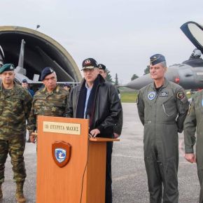 Πρώτη σύγκρουση στο ΥΠΕΘΑ: «Να αντικατασταθεί ο Δένδιας με υπηρεσιακό&nbsp;υπουργό»