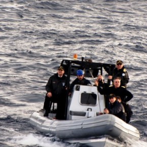 «Εγκλώβισε» τουρκική κορβέτα και «τρόμαξε» τους κατοίκους νησιού ο Δένδιας – Τι έγινε στο&nbsp;ΝΑΒΑΡΙΝΟ