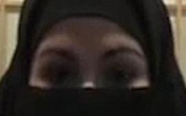 eimai-tromokratissa-i-ellinida-syntrofos-tou-tzichantisti-sto-sidnei-eikones--vinteo-th