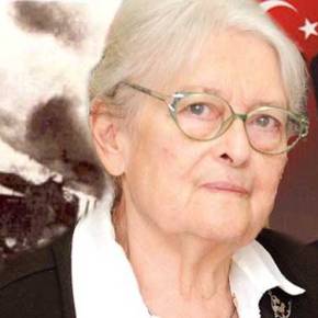 ΤΑ ΤΟΥΡΚΙΚΑ ΕΙΝΑΙ Η… ΓΛΩΣΣΑ ΤΗΣ ΦΙΛΟΣΟΦΙΑΣ, ΔΙΑΤΕΙΝΕΤΑΙ ΕΛΛΗΝΙΔΑ&nbsp;ΚΑΘΗΓΗΤΡΙΑ