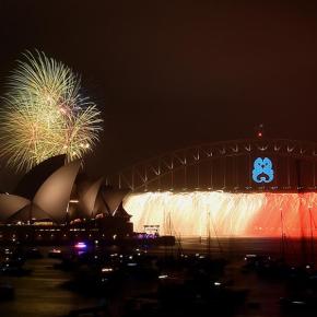 Ο πλανήτης υποδέχεται το 2015-KAΛΗ ΧΡΟΝΙΑ απο το&nbsp;GNP