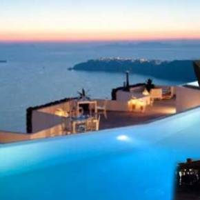 Ποιά συμφέροντα εξυπηρετούν κυβέρνηση & τρόικα; – Αυξάνουν σε 13% το ΦΠΑ στον τουρισμό και γκρεμίζουν 3,8 δισ. το&nbsp;ΑΕΠ