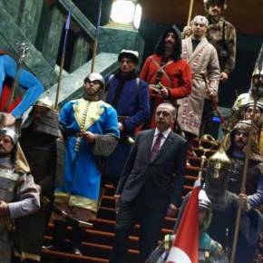 Το φετινό Καρναβάλι φέρνει εκπλήξεις στο&nbsp;Αιγαίο.