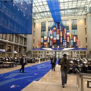 Βρυξέλλες: «Δεν πρόκειται να δεχθούμε μονομερείς ενέργειες»Συναγερμός σε Ευρώπη και αγορές για «ελληνικό ατύχημα» – Πόλεμος δηλώσεων, μπαράζ&nbsp;δημοσιευμάτων