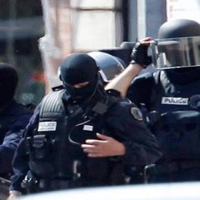 ΕΚΤΑΚΤΟ: Νέοι πυροβολισμοί στο Παρίσι με τραυματίες δύο αστυνομικούς – Άγνωστος τους πυροβόλησε με&nbsp;καλάσνικοφ