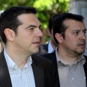 Ν. Παππάς: Θα τηρήσουμε τη δανειακή σύμβαση, με άλλους όρους Για νέο μεσοπρόθεσμο σε αντιμνημονιακή κατεύθυνση, μίλησε ο διευθυντής του γραφείου του Αλ.&nbsp;Τσίπρα