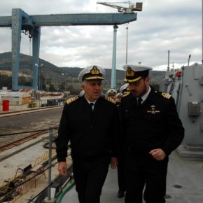 Στα Ναυπηγεία Ελευσίνας ο Α/ΓΕΝ – Γιατί&nbsp;πήγε