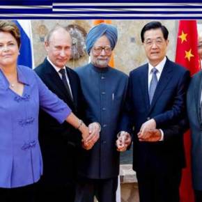 «Βόμβα» από Μόσχα: Ετοιμάζεται πακέτο οικονομικής βοήθειας από BRICS για Ελλάδα! – Τι μεταδίδει το&nbsp;RT