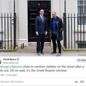 Ο Guardian σχολιάζει (καυστικά) την αμφίεση&nbsp;Βαρουφάκη