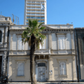 ΣΜΥΡΝΗ: Η ελληνική σημαία κυματίζει σ΄ ένα ερείπιο! Η απίστευτη ιστορία του Προξενείου&nbsp;μας