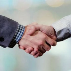 Deutsche Welle: Αναζητείται συμβιβασμός στο έκτακτο Eurogroup Ευρωβουλευτές δίνουν τις δικές τους&nbsp;εκτιμήσεις