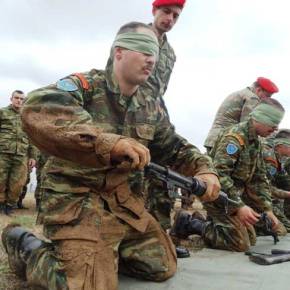 Μόνο οι λίγοι & οι εκλεκτοί ανήκουν στους «Κοκκινομπερέδες» (φώτο)