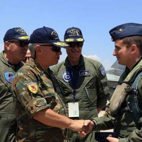 Τα εύσημα του Αρχηγού ΓΕΕΘΑ στους Πολεμιστές του&nbsp;Αιγαίου!