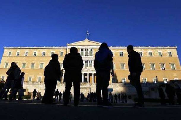 elliniki-kyvernisi-kai-nea-dimoskopisi-620x412