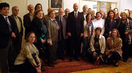 karamanlilar_memleketlerini_ziyaret_edecek_h114