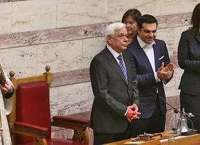 Πρόεδρος της Δημοκρατίας ορκίστηκε ο Προκόπης Παυλόπουλος ΥΠΟ ΒΡΟΧΗ ΚΑΤΑΘΕΣΗ ΣΤΕΦΑΝΟΥ ΣΤΟΝ&nbsp;ΑΓΝΩΣΤΟ