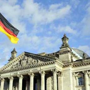 Die Zeit: Σχέδιο Γερμανίας για χρεοκοπία της Ελλάδας εντός&nbsp;ευρώ