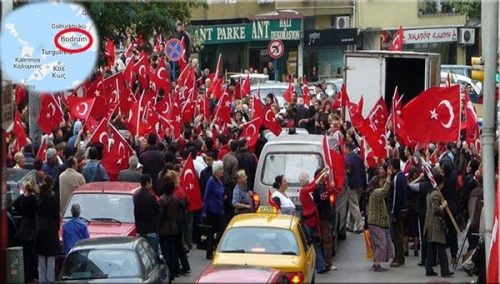 Anti-PKK_demonstration_in_Kadiköy.jpg_600