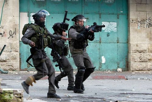 israeli-border-officer-AAAfires