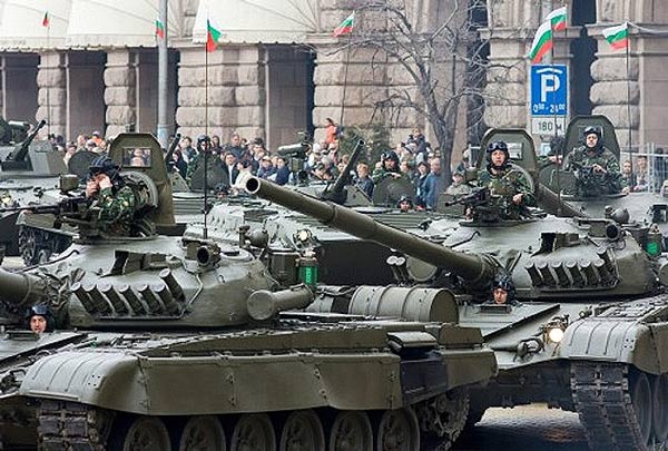 stratos_voulgarias600