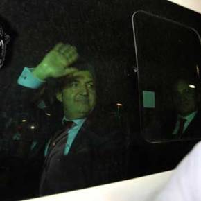 EKANAN TO ΚΑΘΗΚΟΝ ΤΟΥΣ ΚΑΙ ΤΩΡΑ…ΠΡΟΦΥΛΑΚΙΣΤΗΚΑΝ !